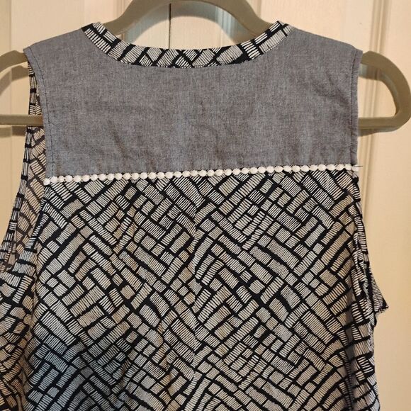Tribal Black and White Graphic Tank Top with Bib Collar - Picture 9 of 14